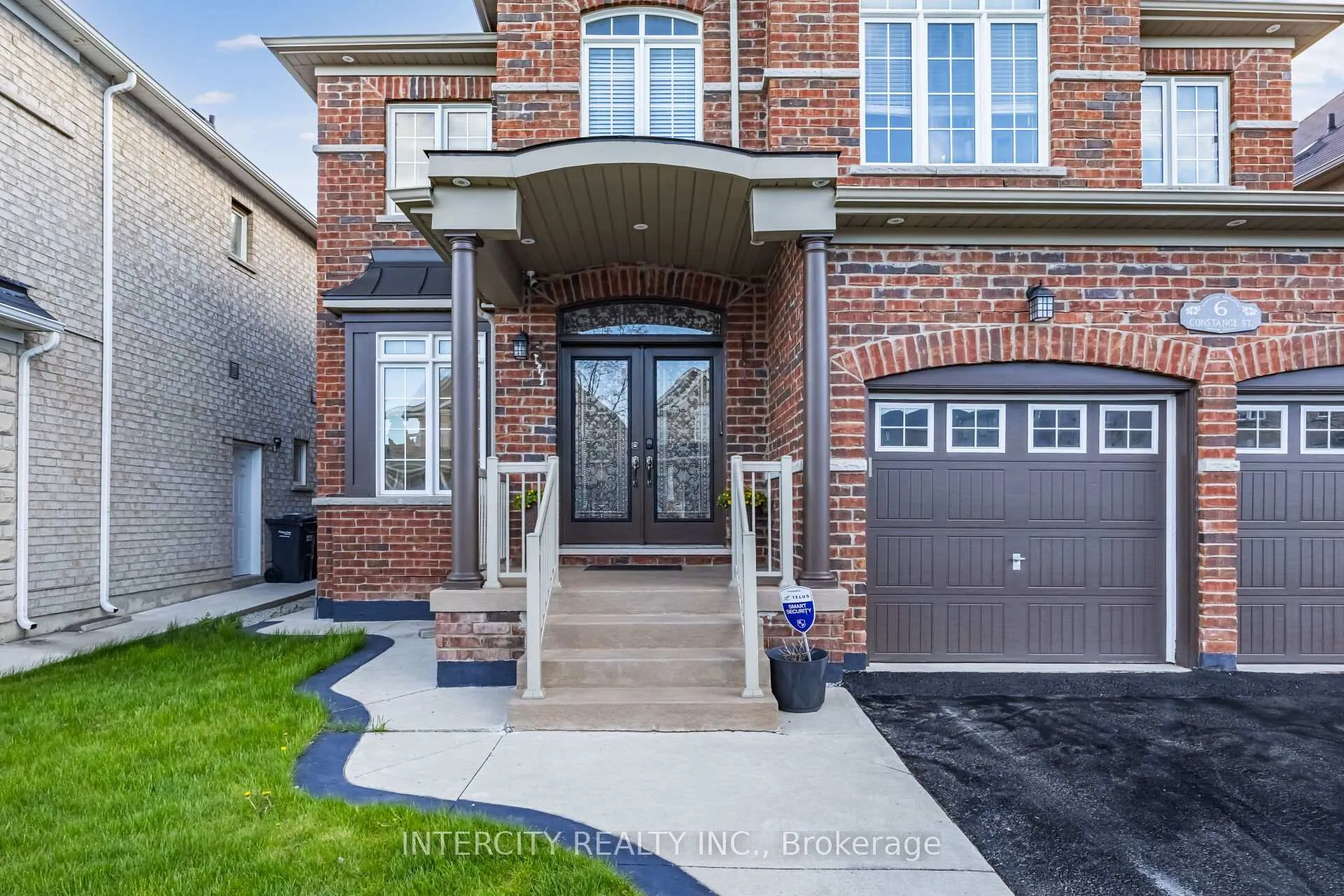 Photo 3 of 6 Constance Street, Brampton, Bram East — HOMEH