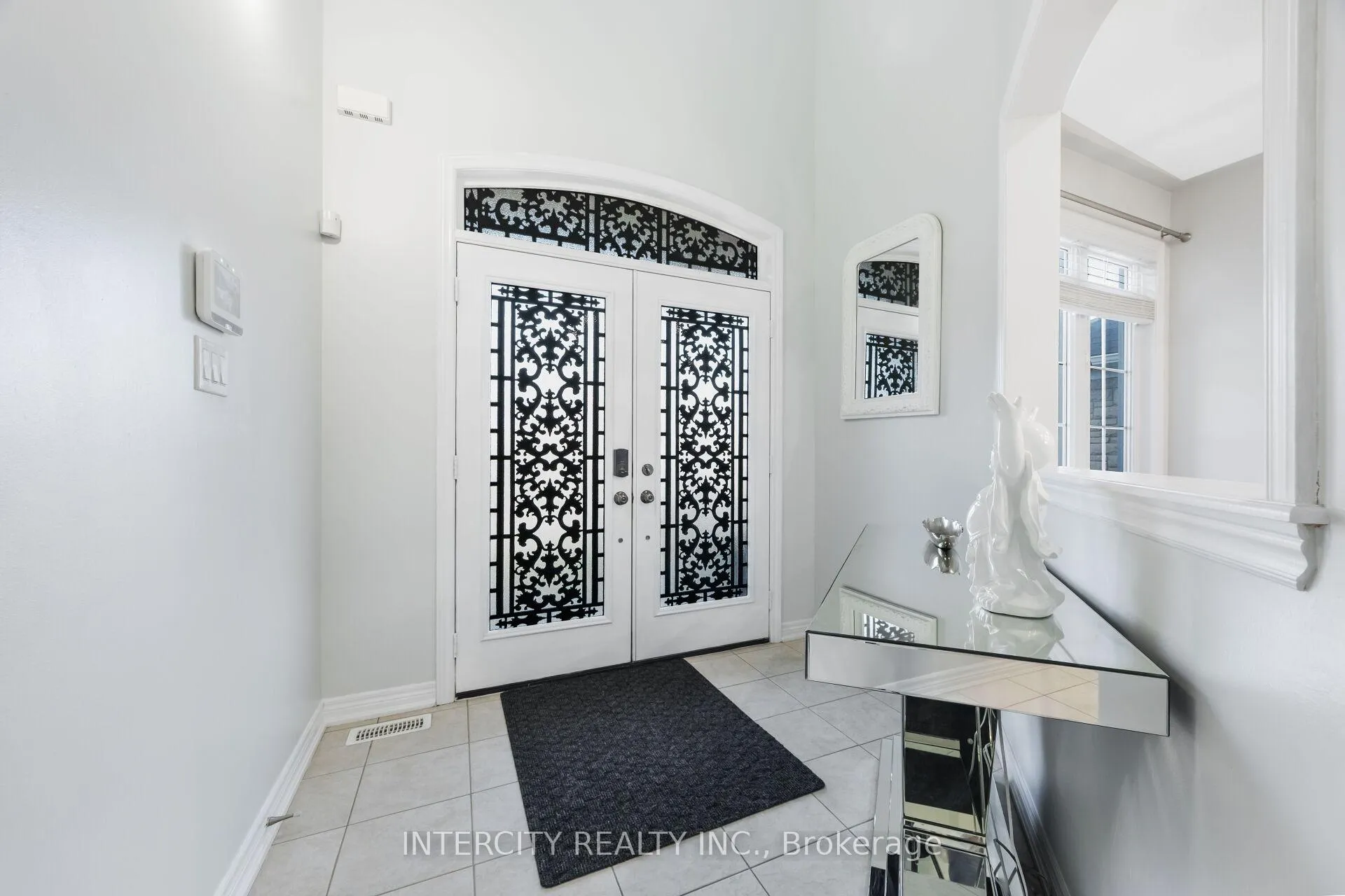 Photo 4 of 6 Constance Street, Brampton, Bram East — HOMEH