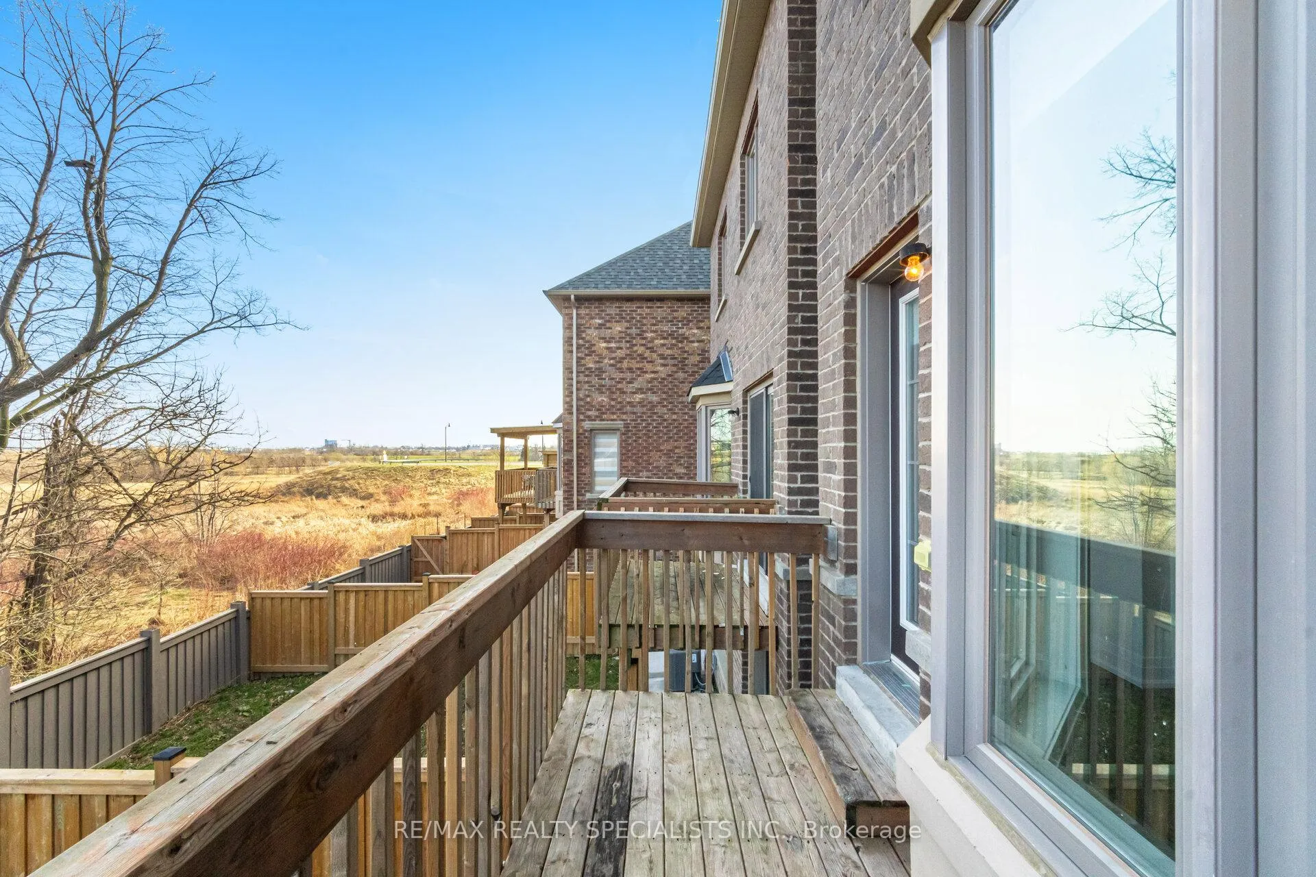Photo 23 of 13 Dalbeattie Drive N, Brampton, Bram West — HOMEH