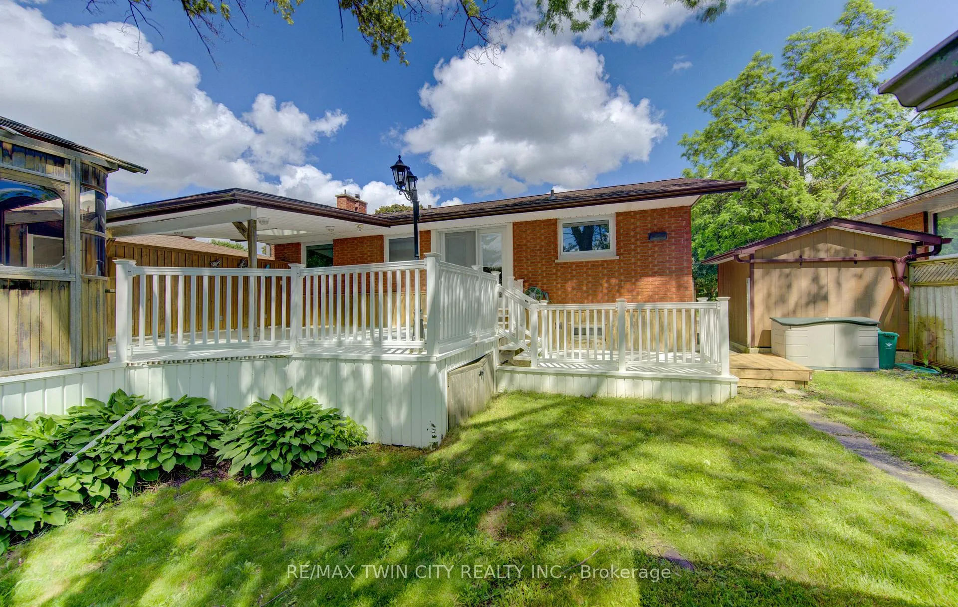 Photo 35 of 209 Dixie Crescent, Waterloo, Downtown Waterloo — HOMEH