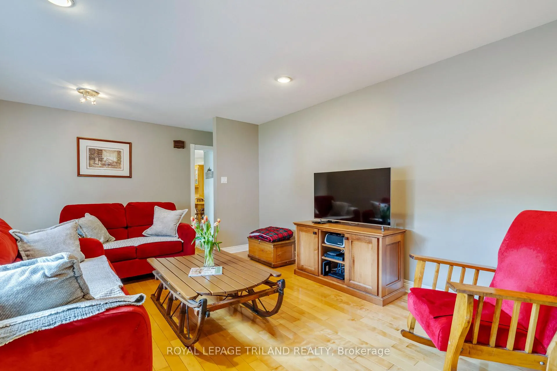 Photo 18 of 27 Cherokee Road, London, North A — HOMEH