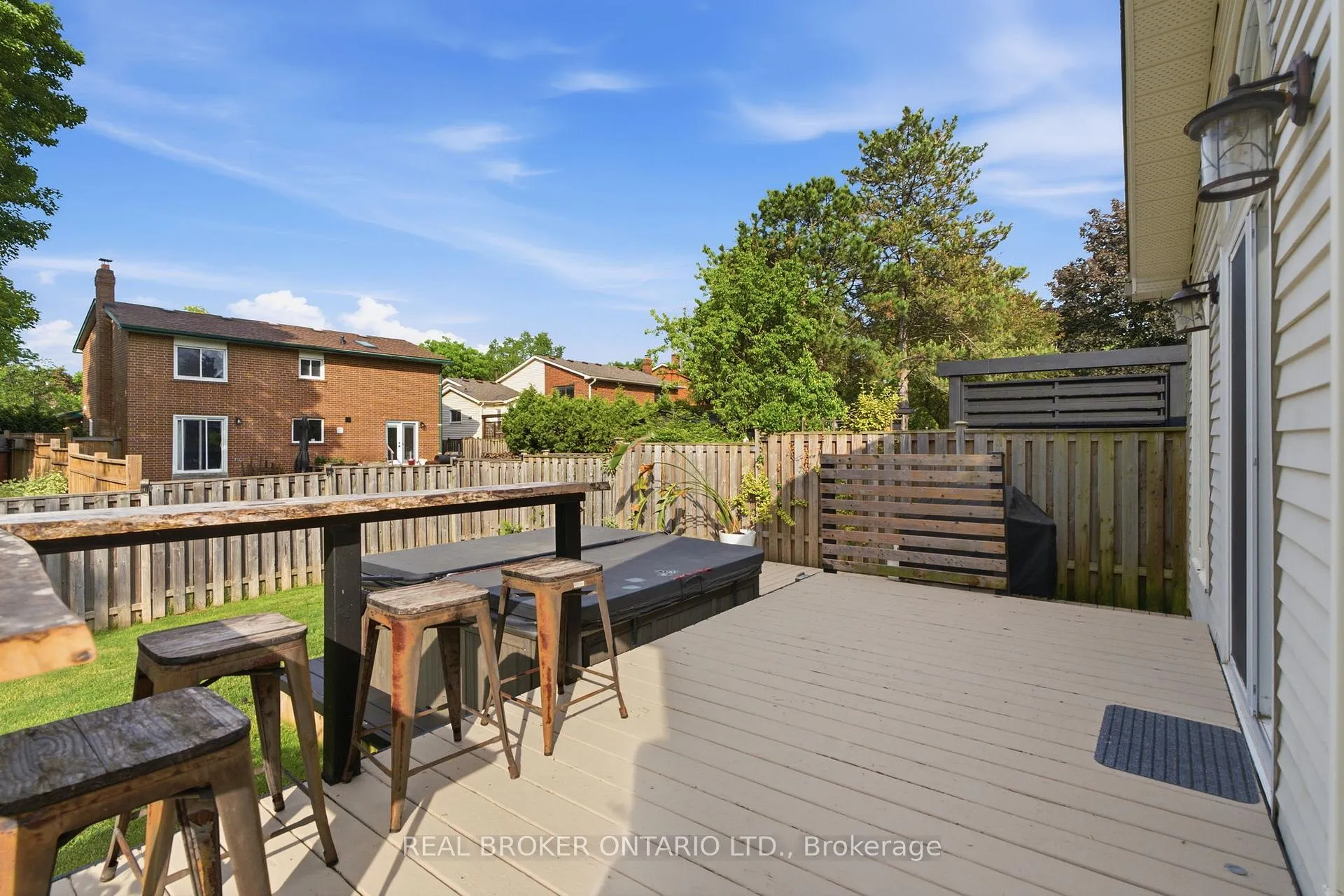 Photo 46 of 37 Melissa Crescent, Hamilton, Waterdown — HOMEH