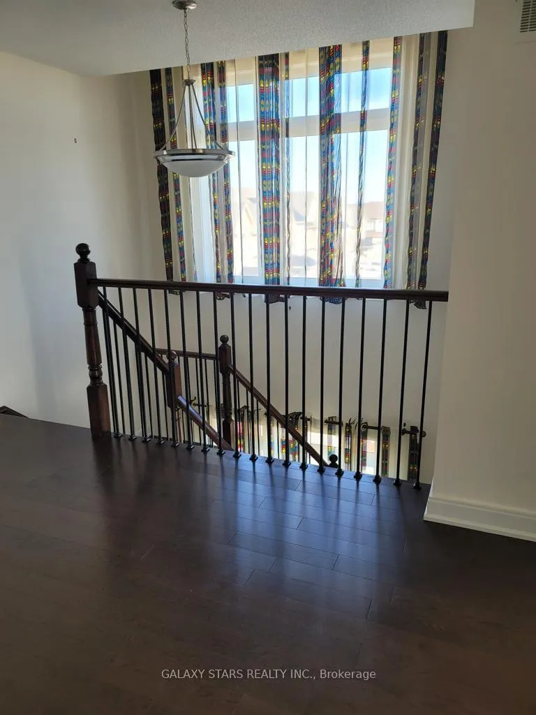Photo 19 of 401 Veterans Drive, Brampton, Northwest Brampton — HOMEH