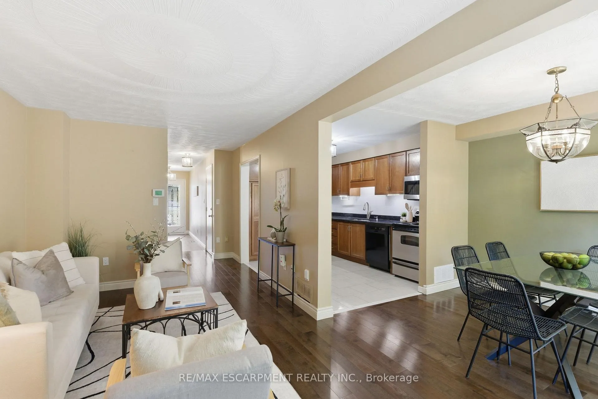 Photo 4 of Unit 43, 255 Mount Albion Road, Hamilton, Red Hill — HOMEH