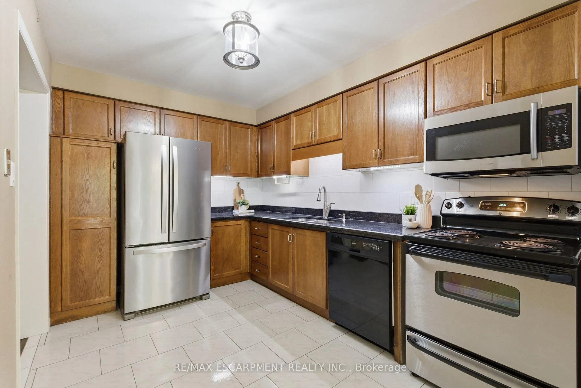Photo 6 of Unit 43, 255 Mount Albion Road, Hamilton, Red Hill — HOMEH