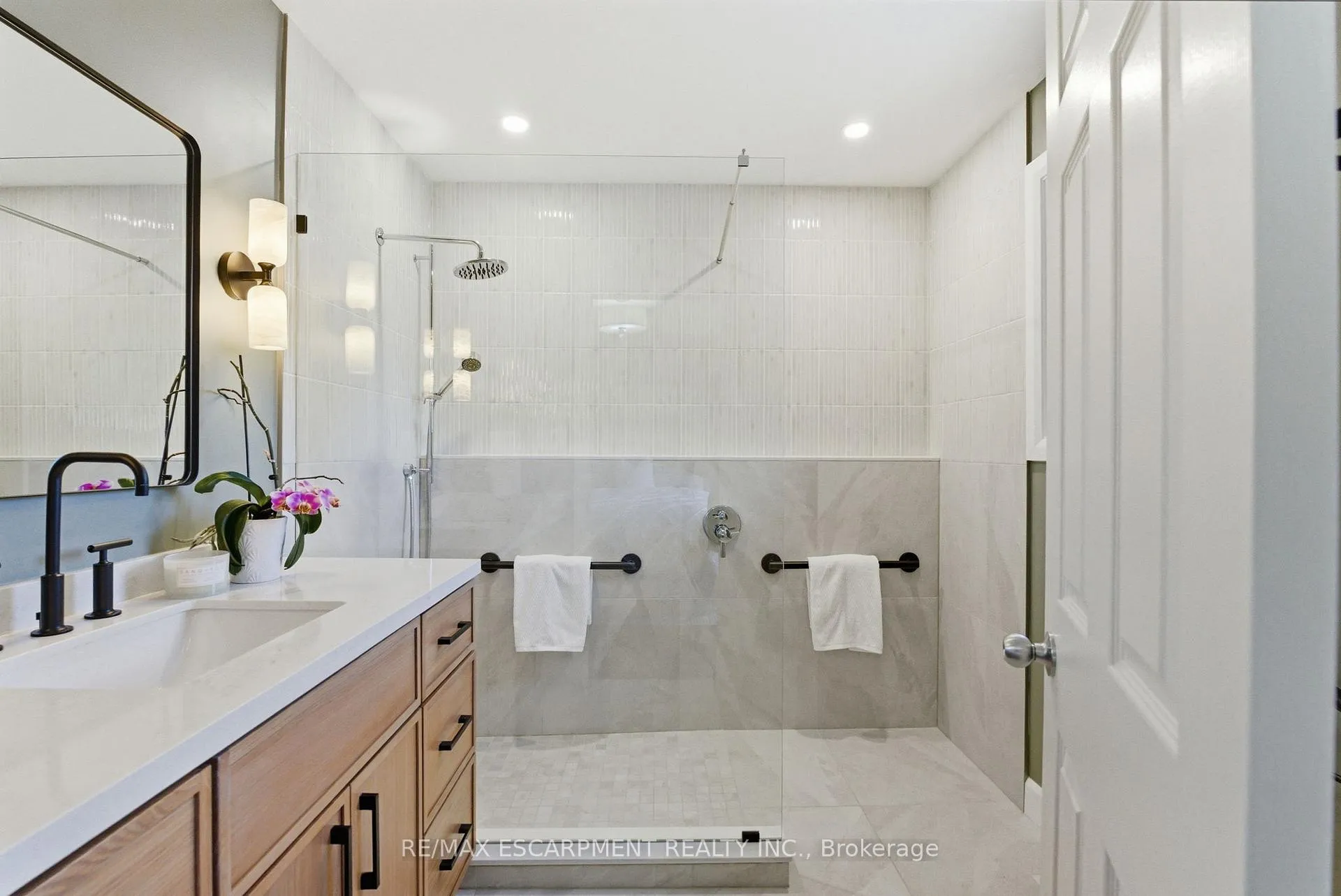 Photo 19 of Unit 43, 255 Mount Albion Road, Hamilton, Red Hill — HOMEH