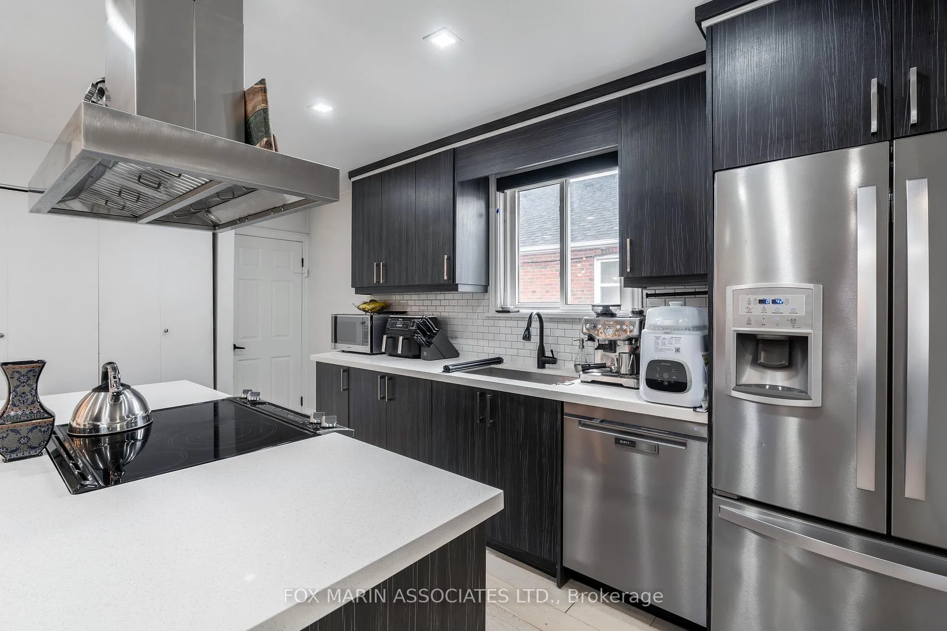 Photo 3 of 29 Bater Avenue, Toronto, Broadview North — HOMEH