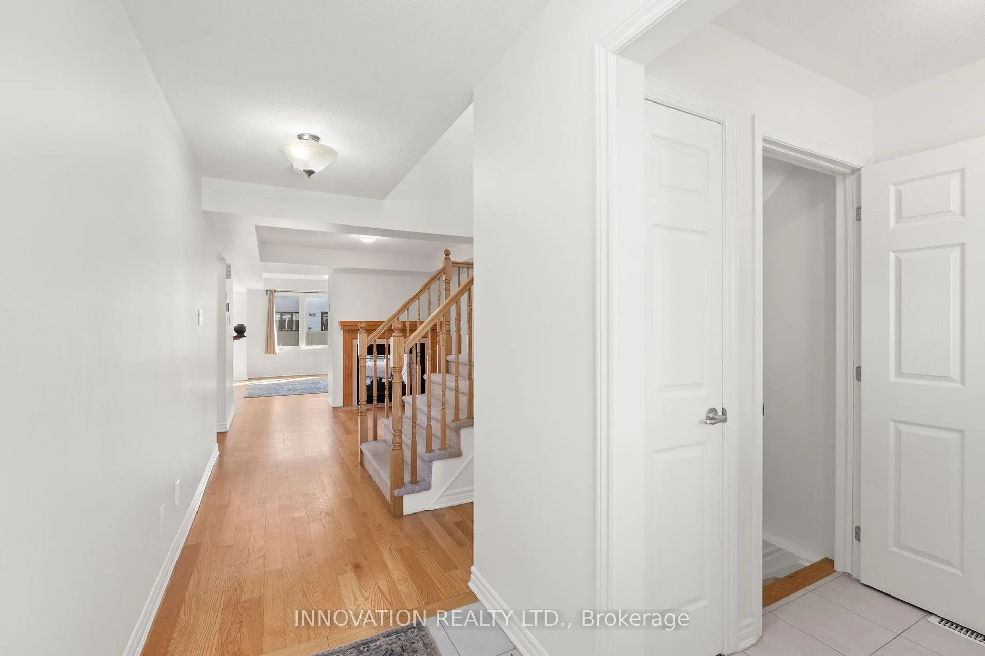 Photo 5 of 389 Rouncey Road, Ottawa, Kanata - Emerald Meadows/Trailwest — HOMEH