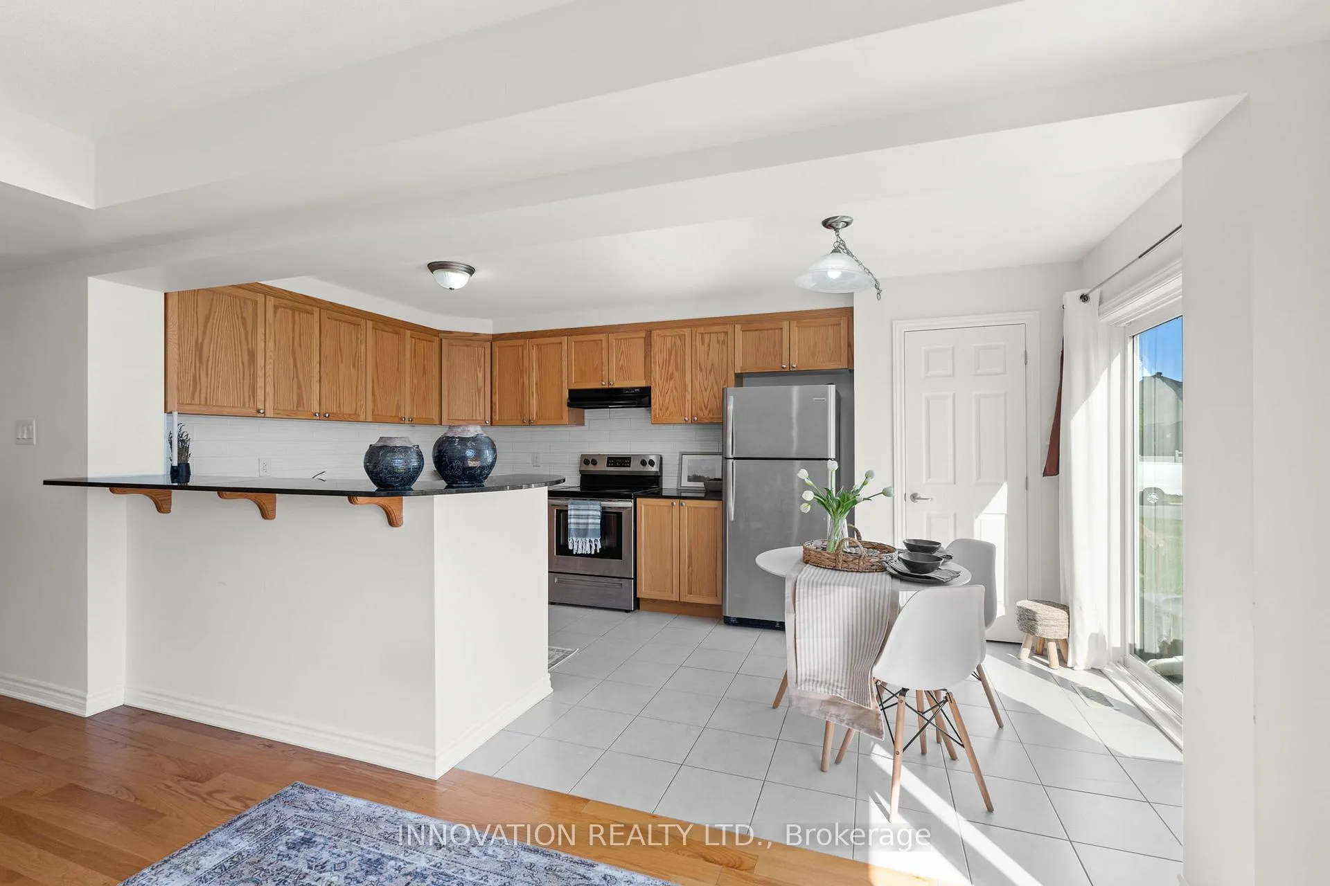 Photo 14 of 389 Rouncey Road, Ottawa, Kanata - Emerald Meadows/Trailwest — HOMEH