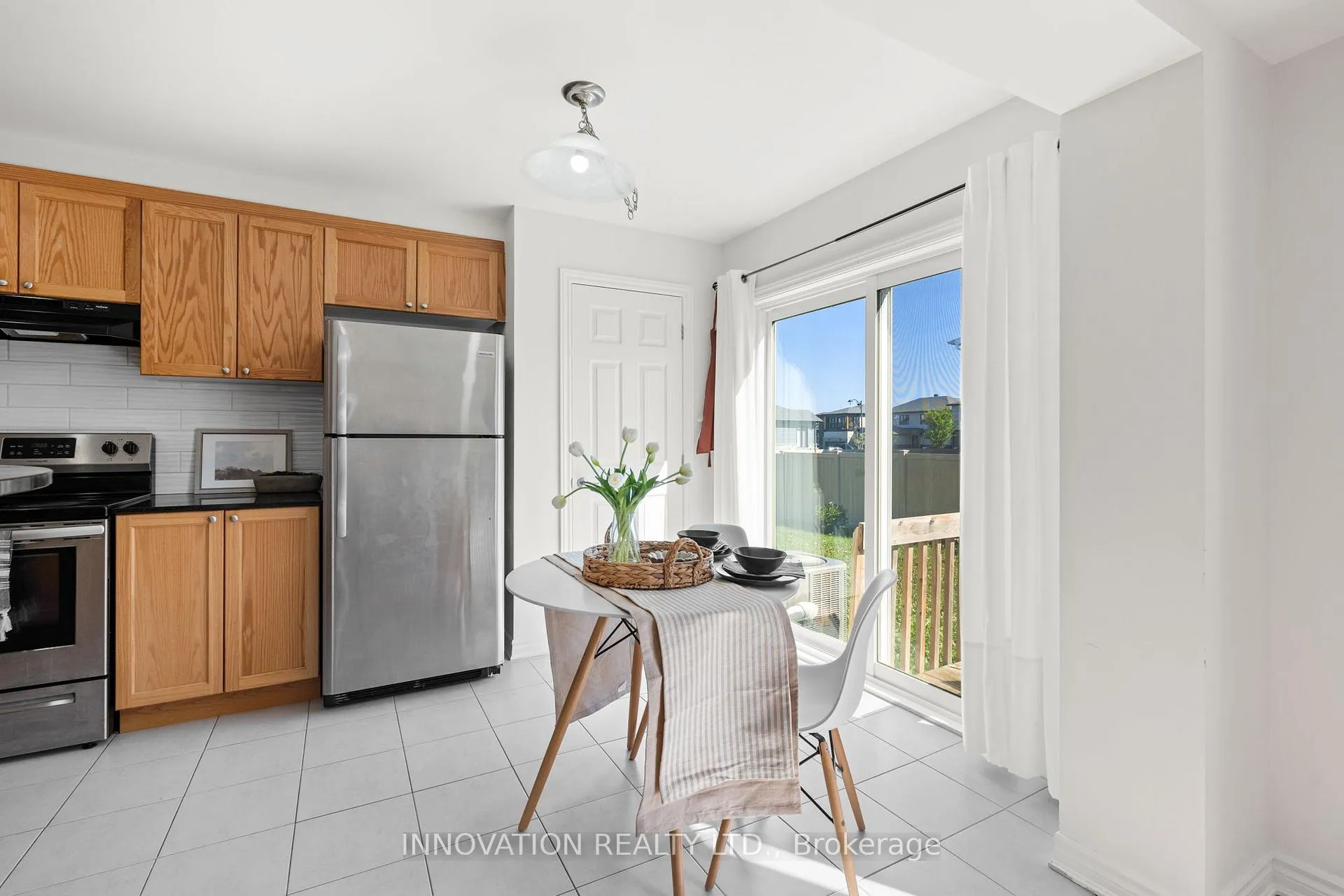 Photo 15 of 389 Rouncey Road, Ottawa, Kanata - Emerald Meadows/Trailwest — HOMEH