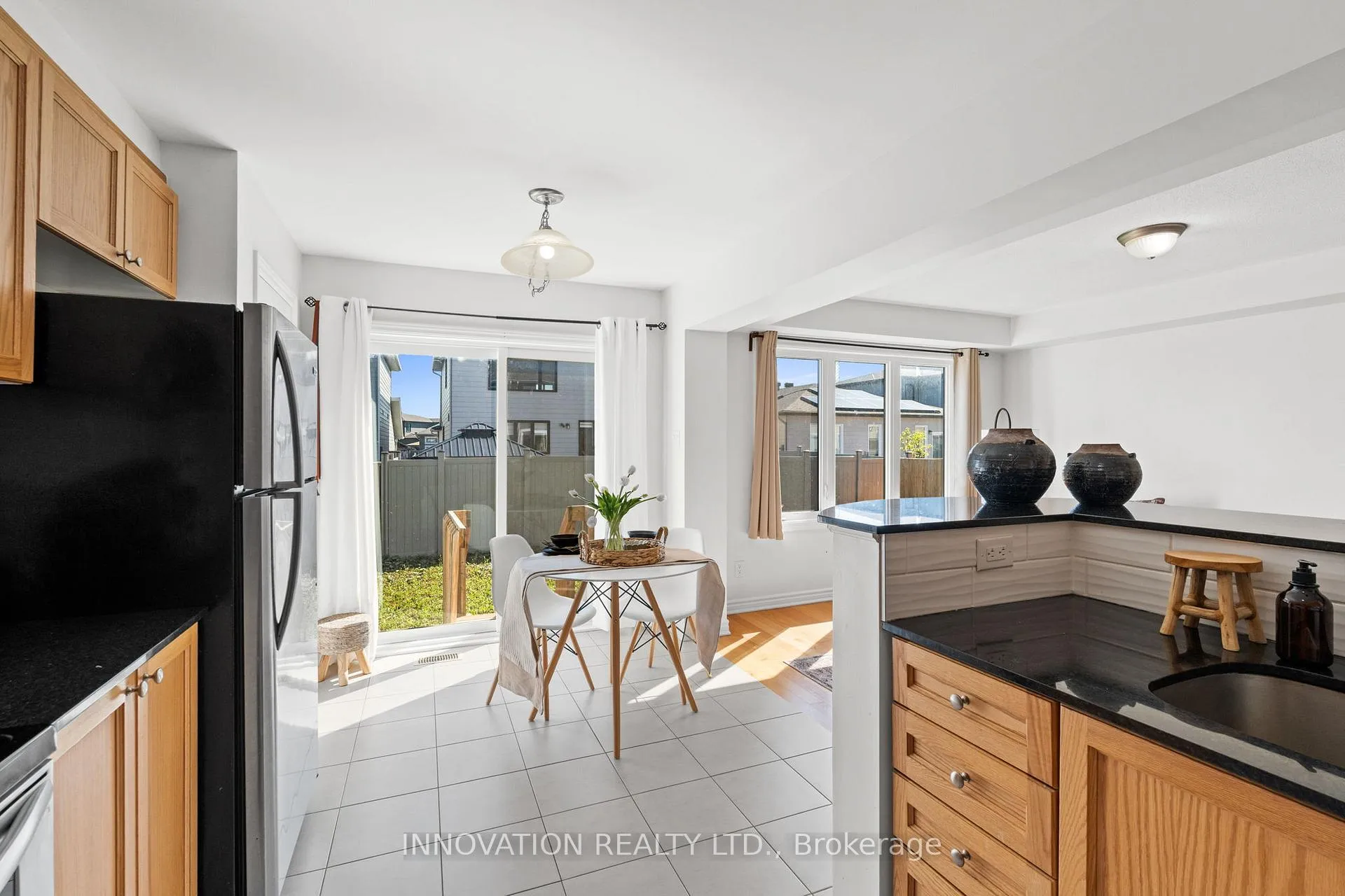Photo 20 of 389 Rouncey Road, Ottawa, Kanata - Emerald Meadows/Trailwest — HOMEH