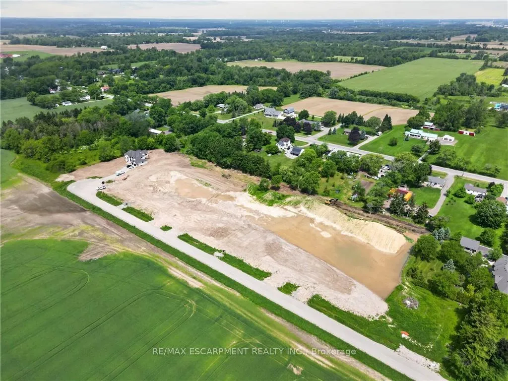 Photo 8 of Unit 2, 43026 Bunz Lane, Wainfleet, Marshville/Winger — HOMEH