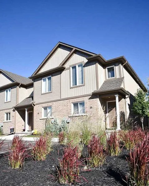 Photo 5 of Unit 11, 7768 Ascot Circle, Niagara Falls, Ascot — HOMEH