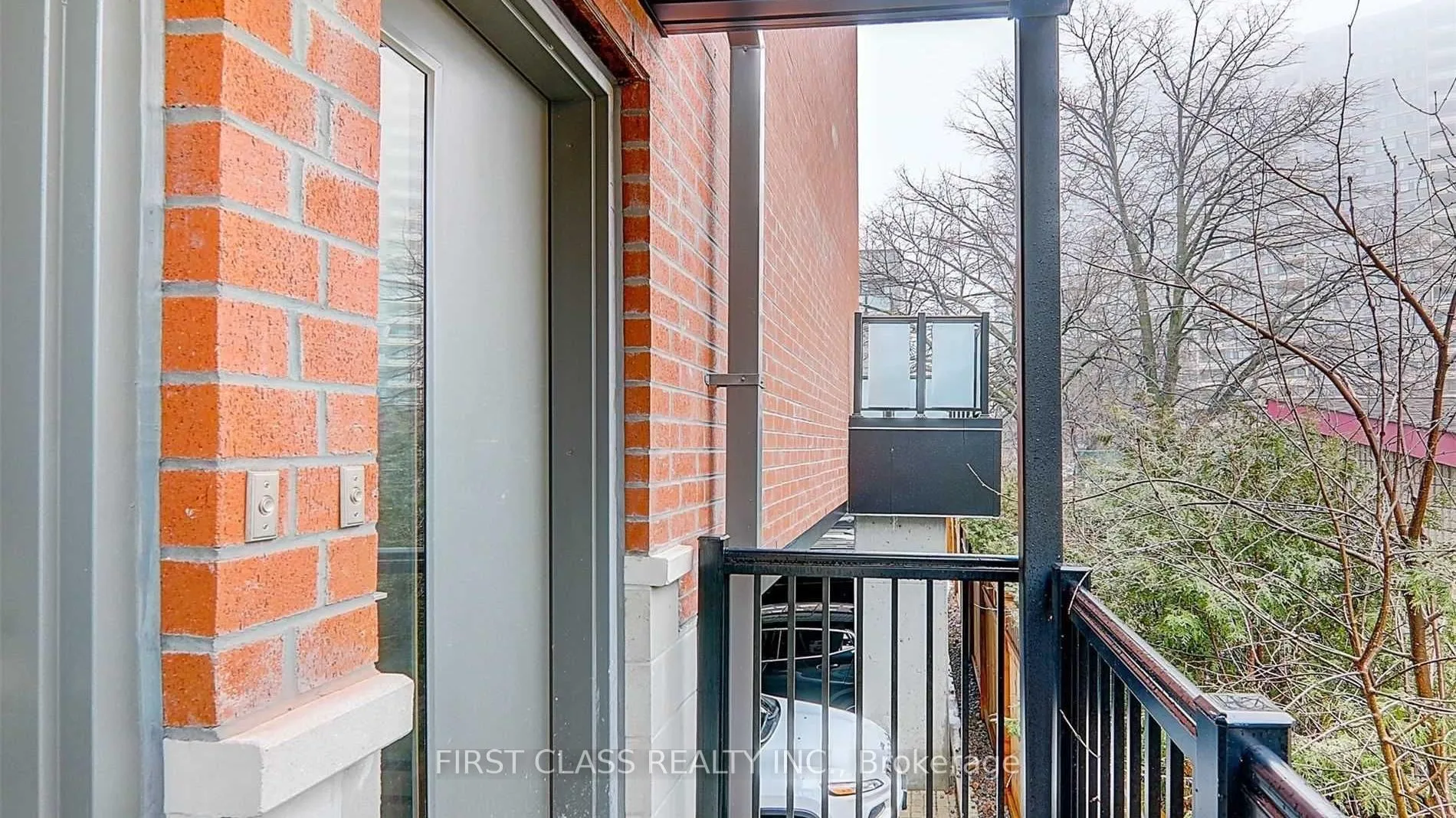 Photo 2 of Unit 126, 20 Echo Point, Scarborough, L'Amoreaux — HOMEH