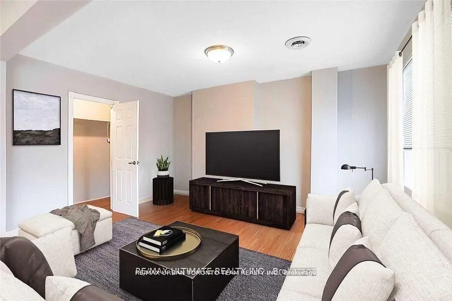 Photo 6 of Unit Upper, 745 Coxwell Avenue, Toronto, Danforth — HOMEH