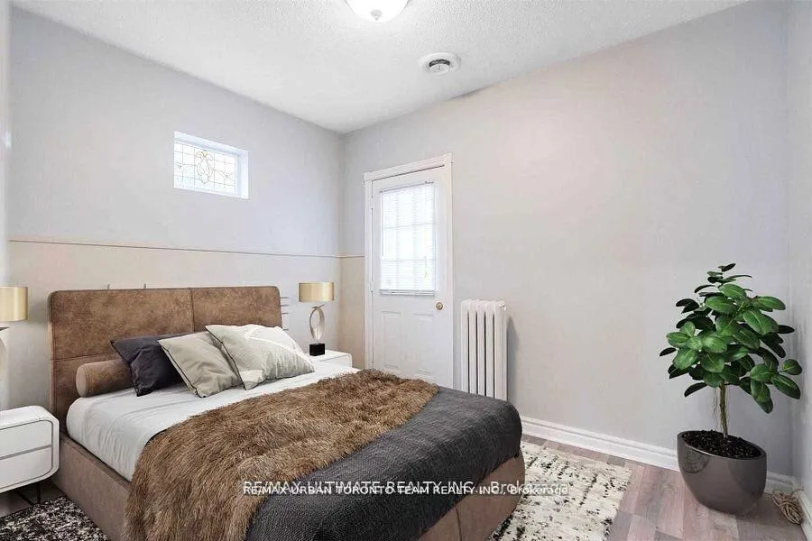 Photo 15 of Unit Upper, 745 Coxwell Avenue, Toronto, Danforth — HOMEH