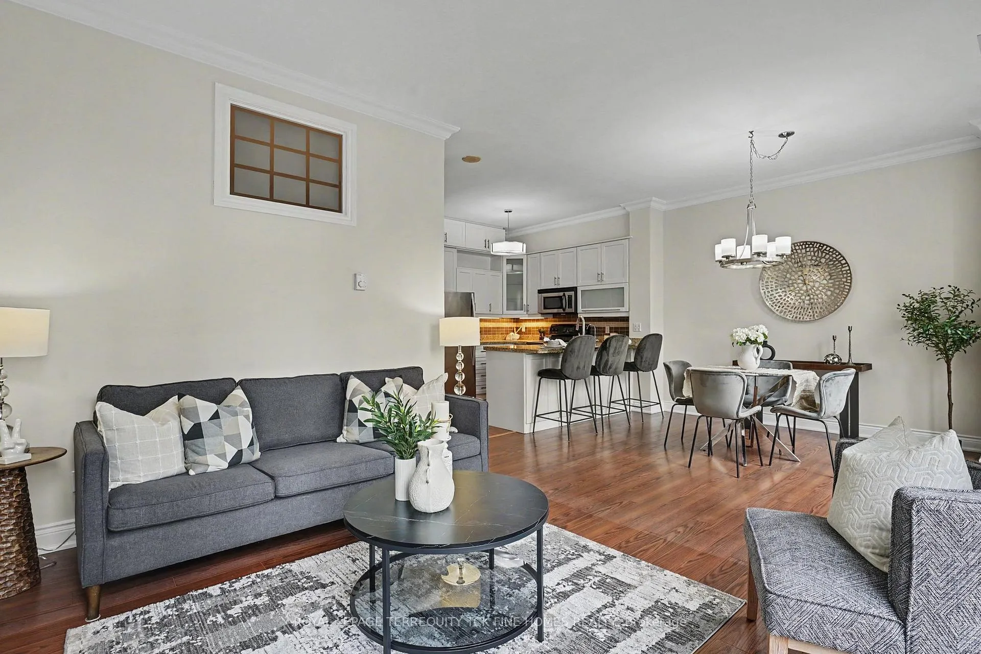 Photo 4 of Unit 2105, 7 King Street E, Toronto, Church-Yonge Corridor — HOMEH