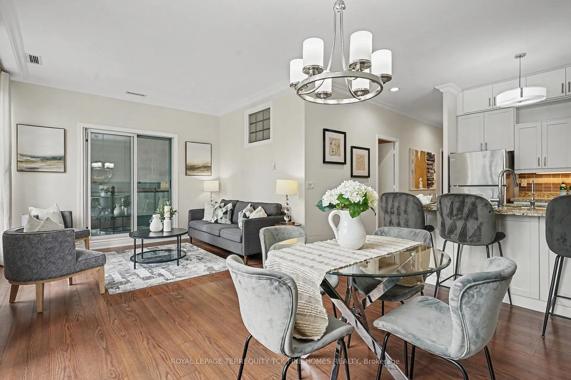Photo 6 of Unit 2105, 7 King Street E, Toronto, Church-Yonge Corridor — HOMEH