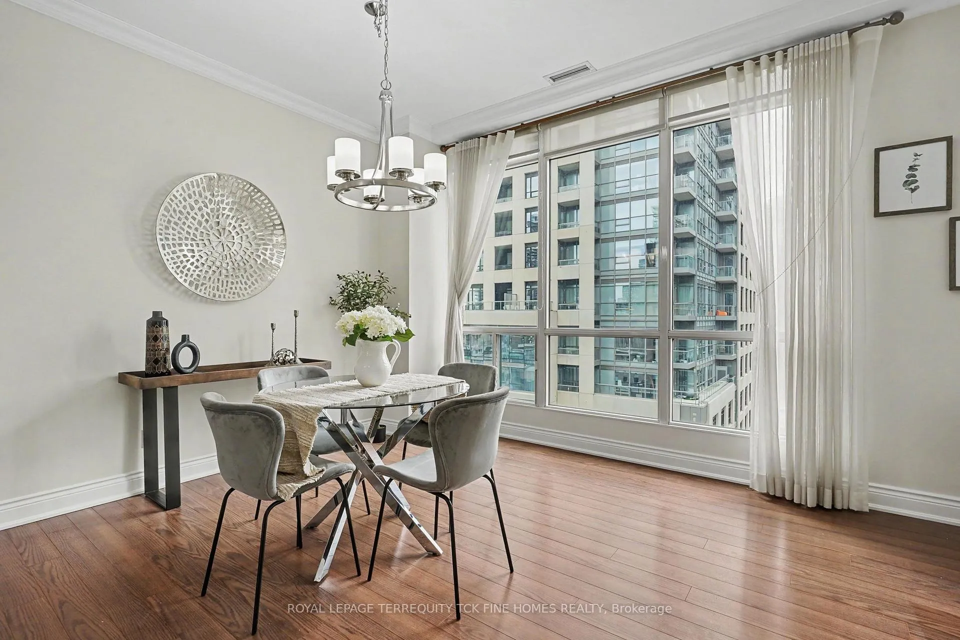 Photo 7 of Unit 2105, 7 King Street E, Toronto, Church-Yonge Corridor — HOMEH