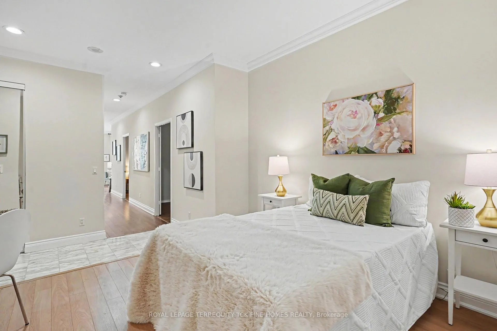 Photo 14 of Unit 2105, 7 King Street E, Toronto, Church-Yonge Corridor — HOMEH