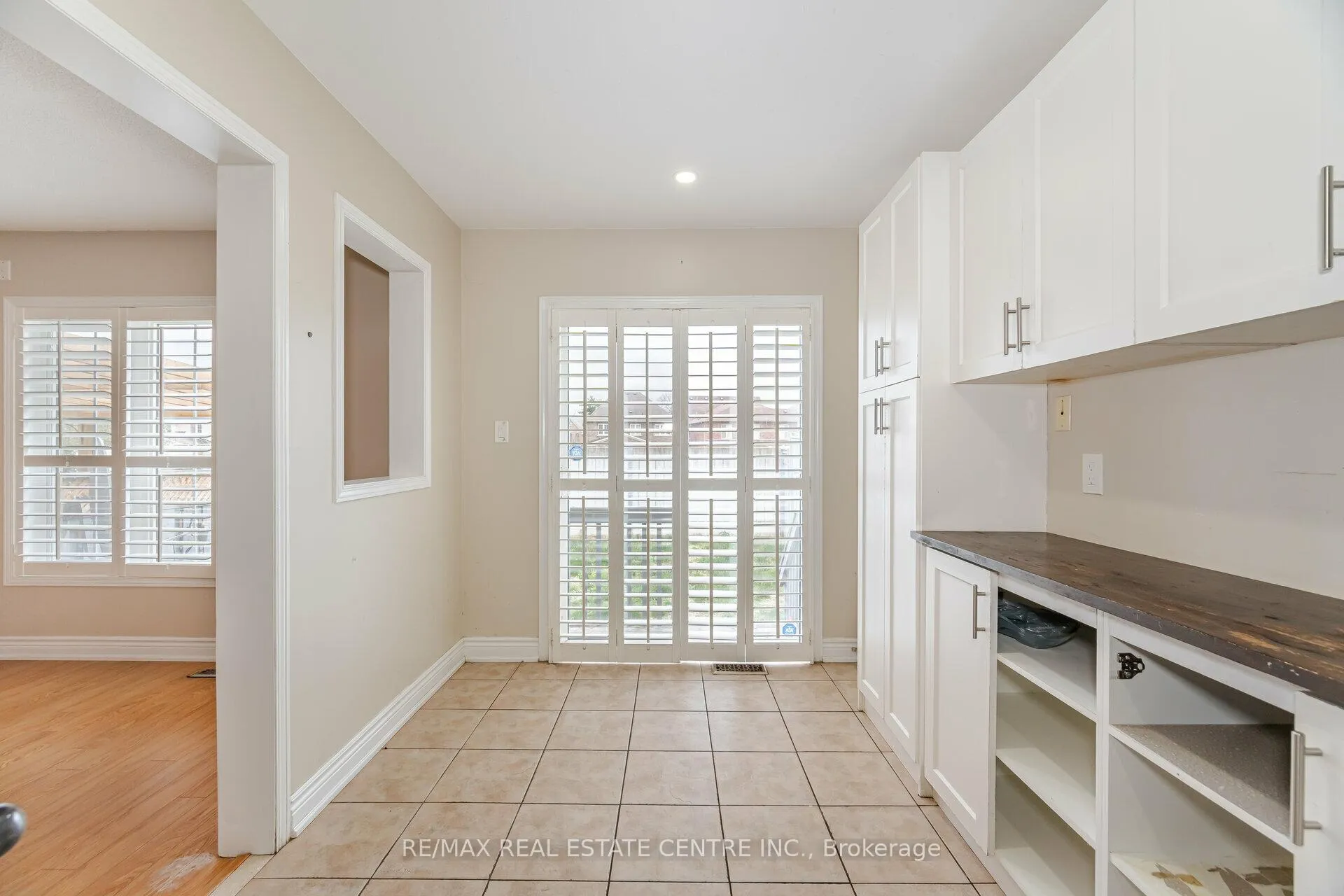 Photo 12 of 102 Charcoal Way, Brampton, Bram West — HOMEH