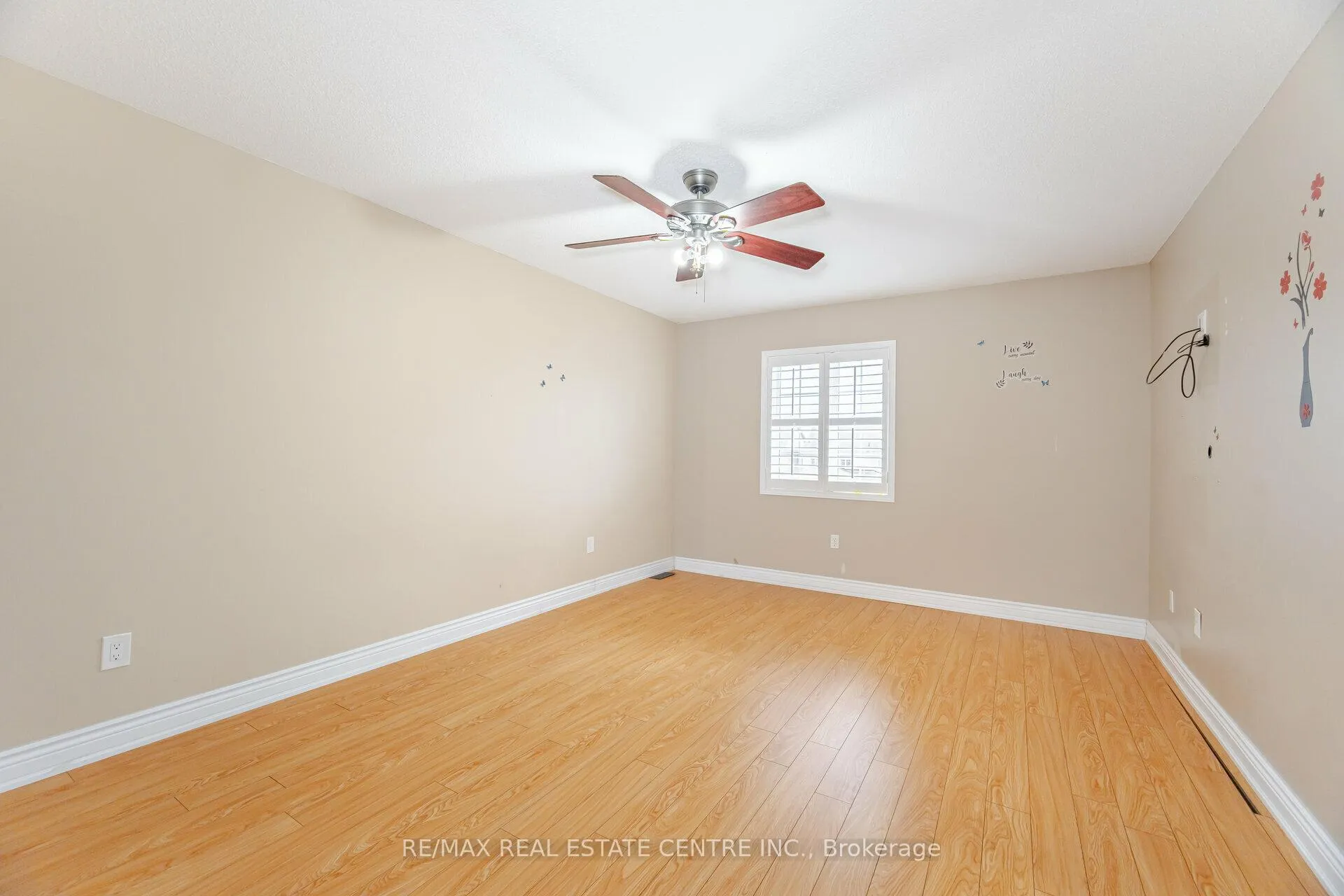 Photo 20 of 102 Charcoal Way, Brampton, Bram West — HOMEH