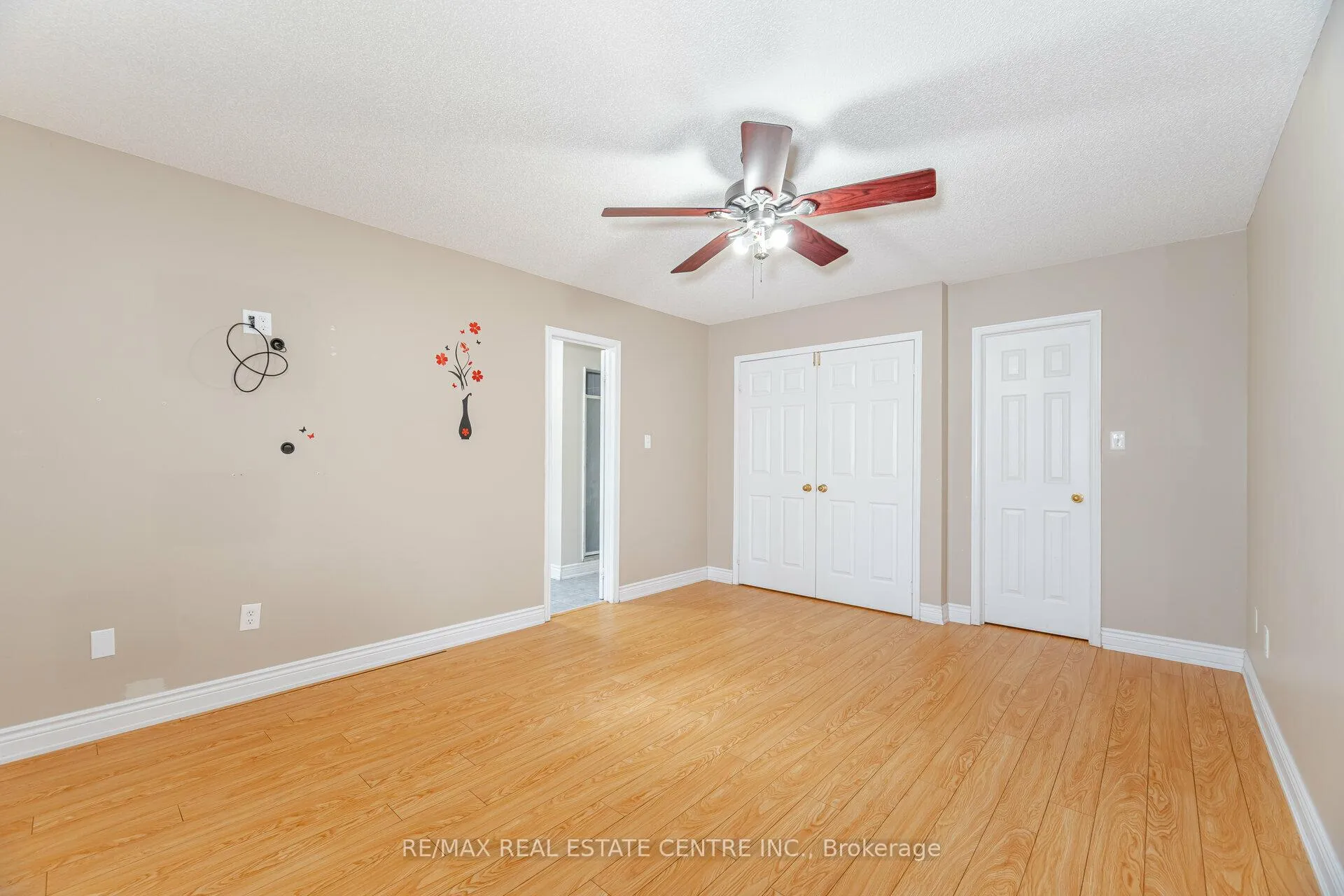 Photo 22 of 102 Charcoal Way, Brampton, Bram West — HOMEH