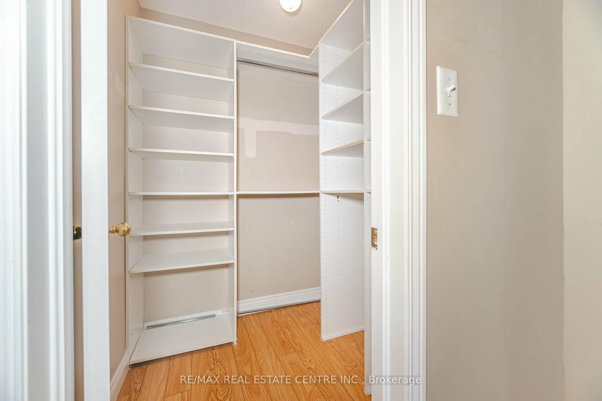 Photo 26 of 102 Charcoal Way, Brampton, Bram West — HOMEH
