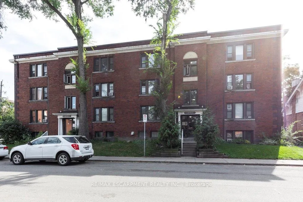 Photo 4 of Unit 1, 352 Hunter Street E, Hamilton, Stinson — HOMEH