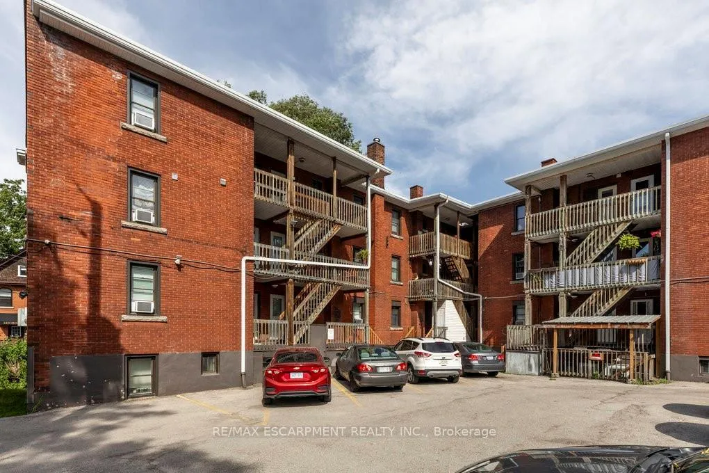 Photo 6 of Unit 1, 352 Hunter Street E, Hamilton, Stinson — HOMEH