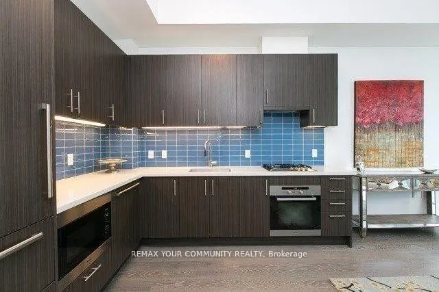 Photo 6 of Unit 918, 29 Queens Quay E, Toronto, Waterfront Communities — HOMEH