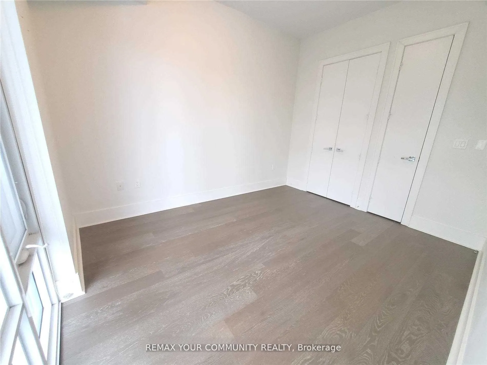 Photo 10 of Unit 918, 29 Queens Quay E, Toronto, Waterfront Communities — HOMEH