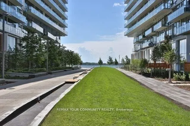 Photo 16 of Unit 918, 29 Queens Quay E, Toronto, Waterfront Communities — HOMEH
