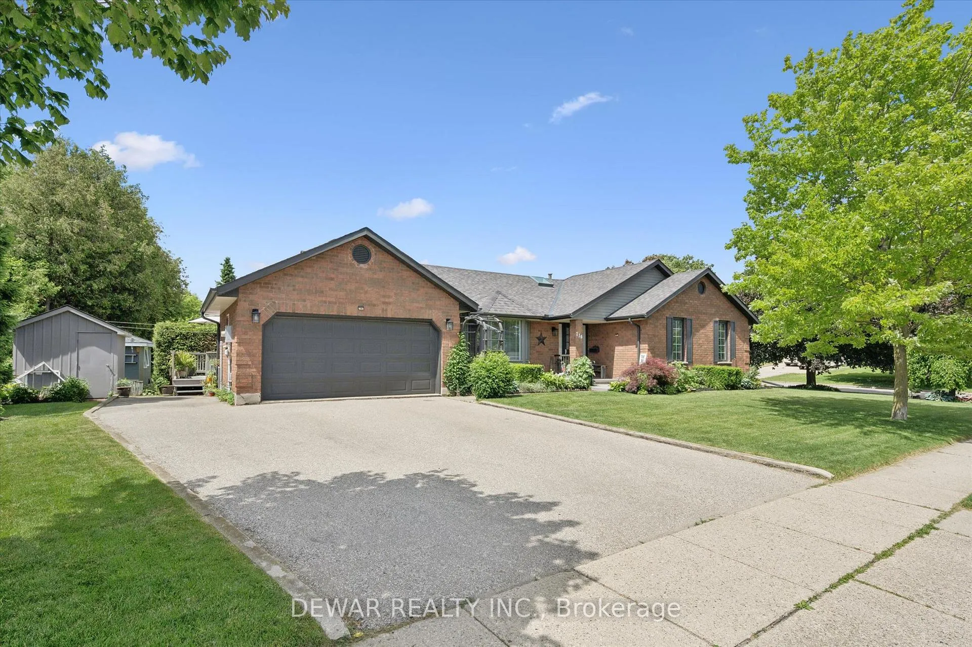 Photo 2 of 216 Bismark Drive, Cambridge — HOMEH
