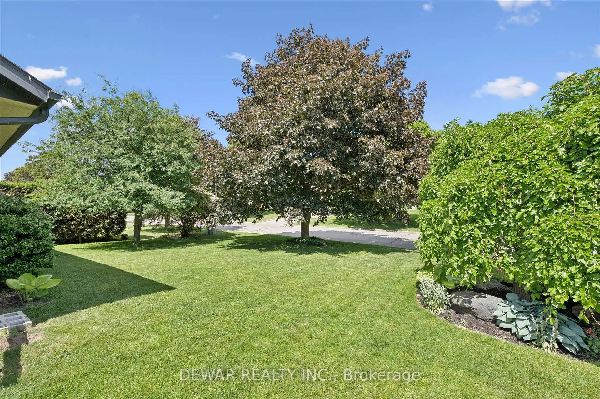 Photo 5 of 216 Bismark Drive, Cambridge — HOMEH
