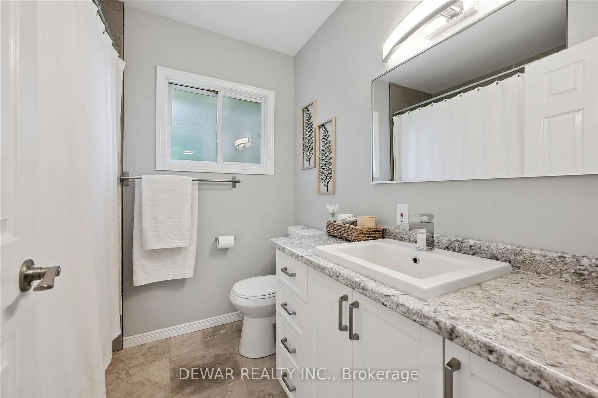 Photo 23 of 216 Bismark Drive, Cambridge — HOMEH