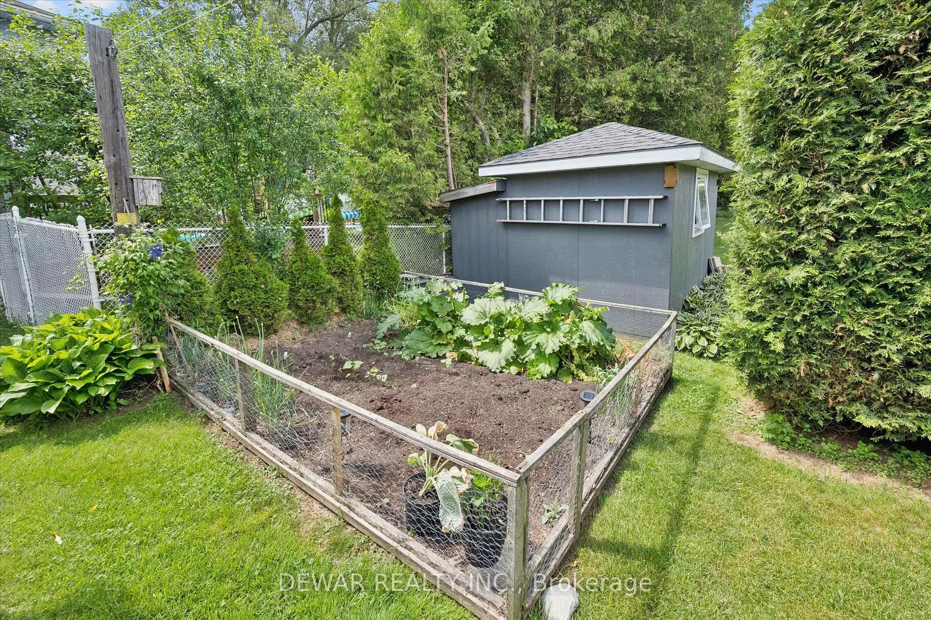 Photo 35 of 216 Bismark Drive, Cambridge — HOMEH
