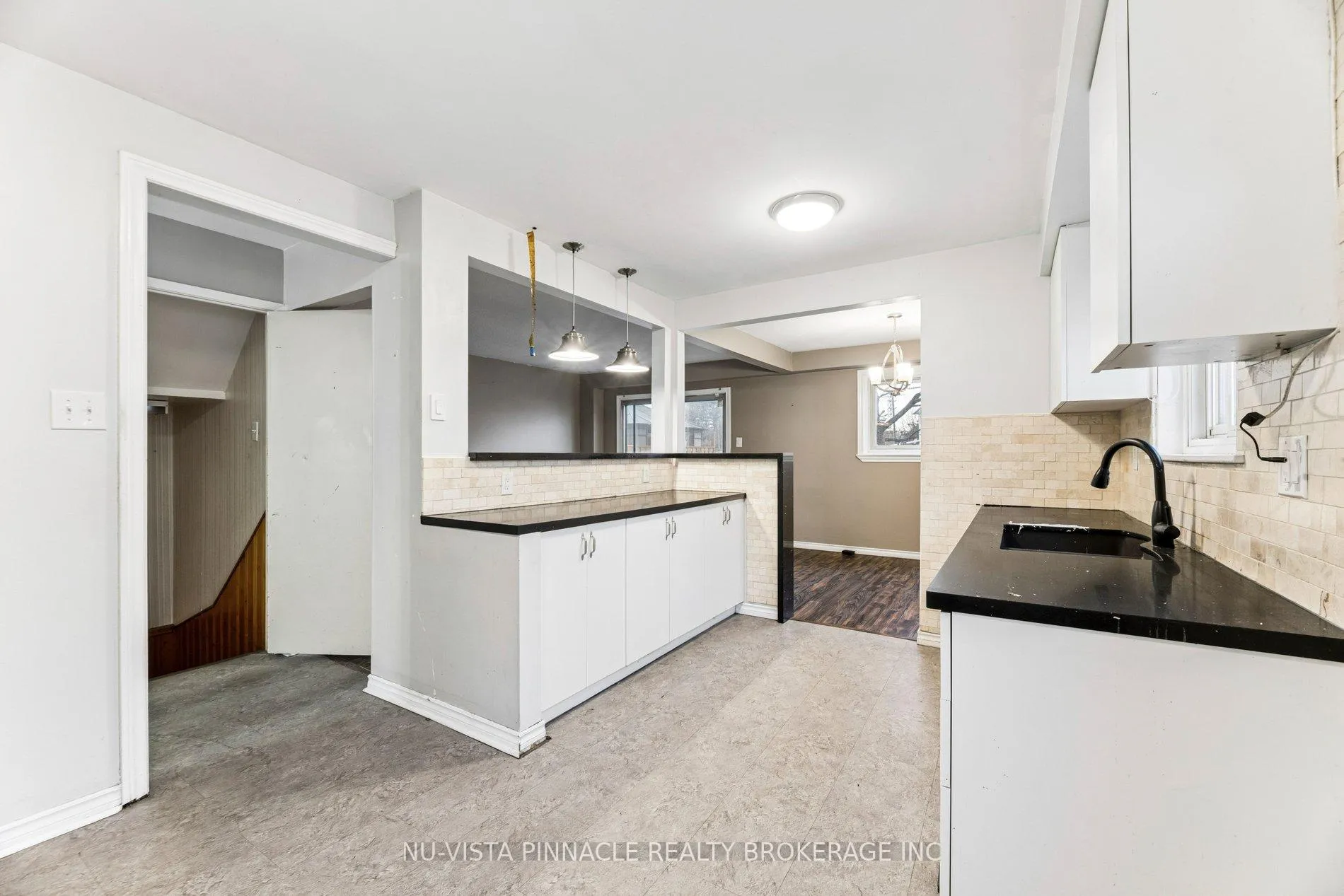 Photo 7 of 1627 Alwin Circle, Pickering, Village East — HOMEH