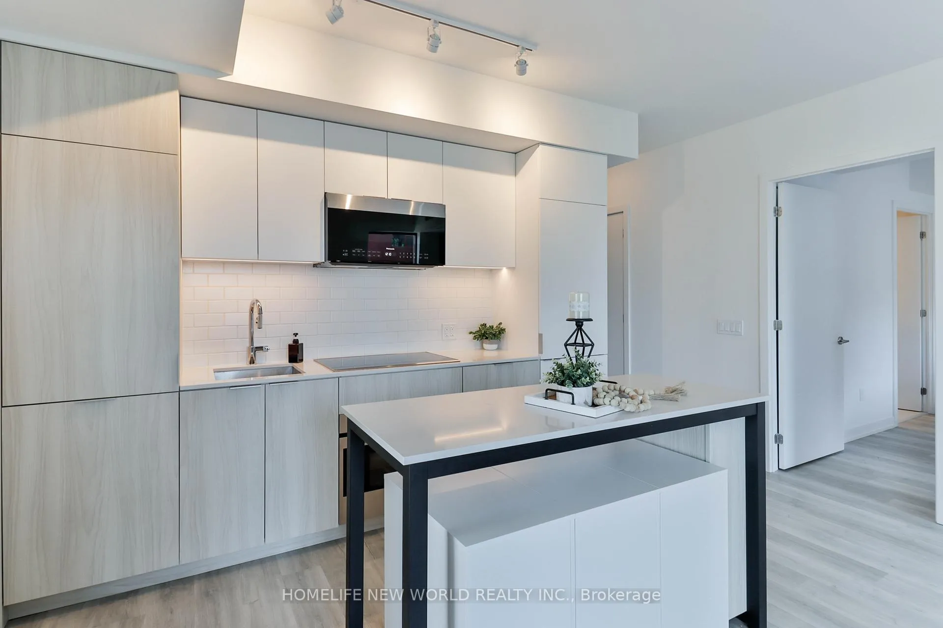 Photo 7 of Unit 1003, 28 Eastern Avenue, Toronto, Moss Park — HOMEH