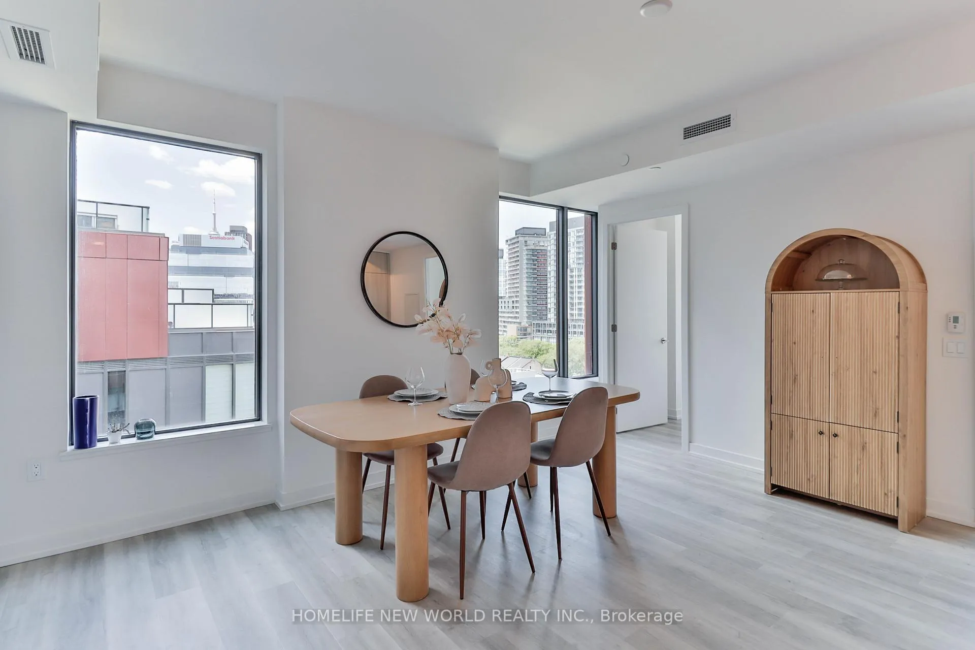 Photo 9 of Unit 1003, 28 Eastern Avenue, Toronto, Moss Park — HOMEH
