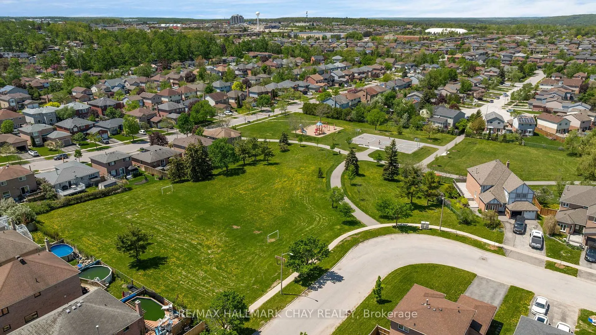 Photo 30 of 25 Cartwright Drive, Barrie, Cundles East — HOMEH
