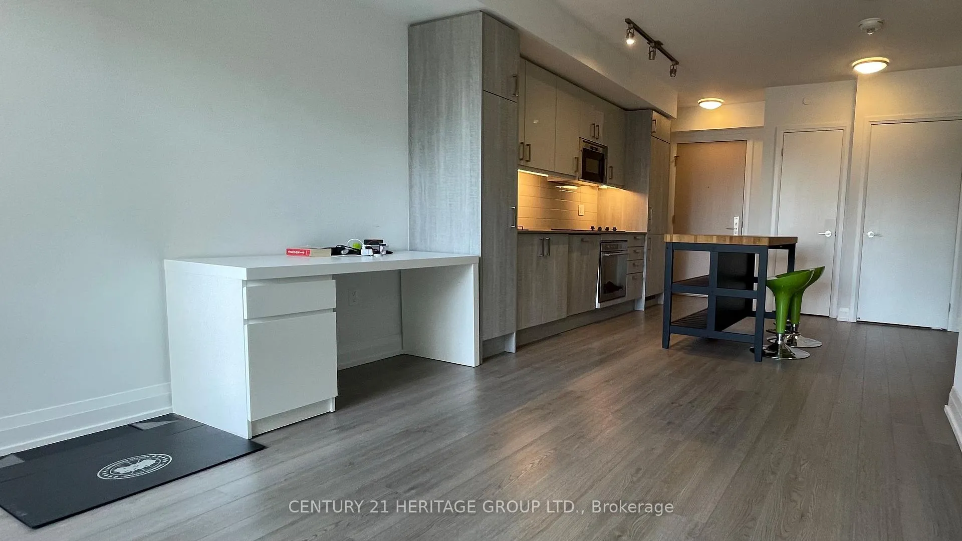Photo 8 of Unit 1401, 77 Mutual Street, Toronto, Church-Yonge Corridor — HOMEH