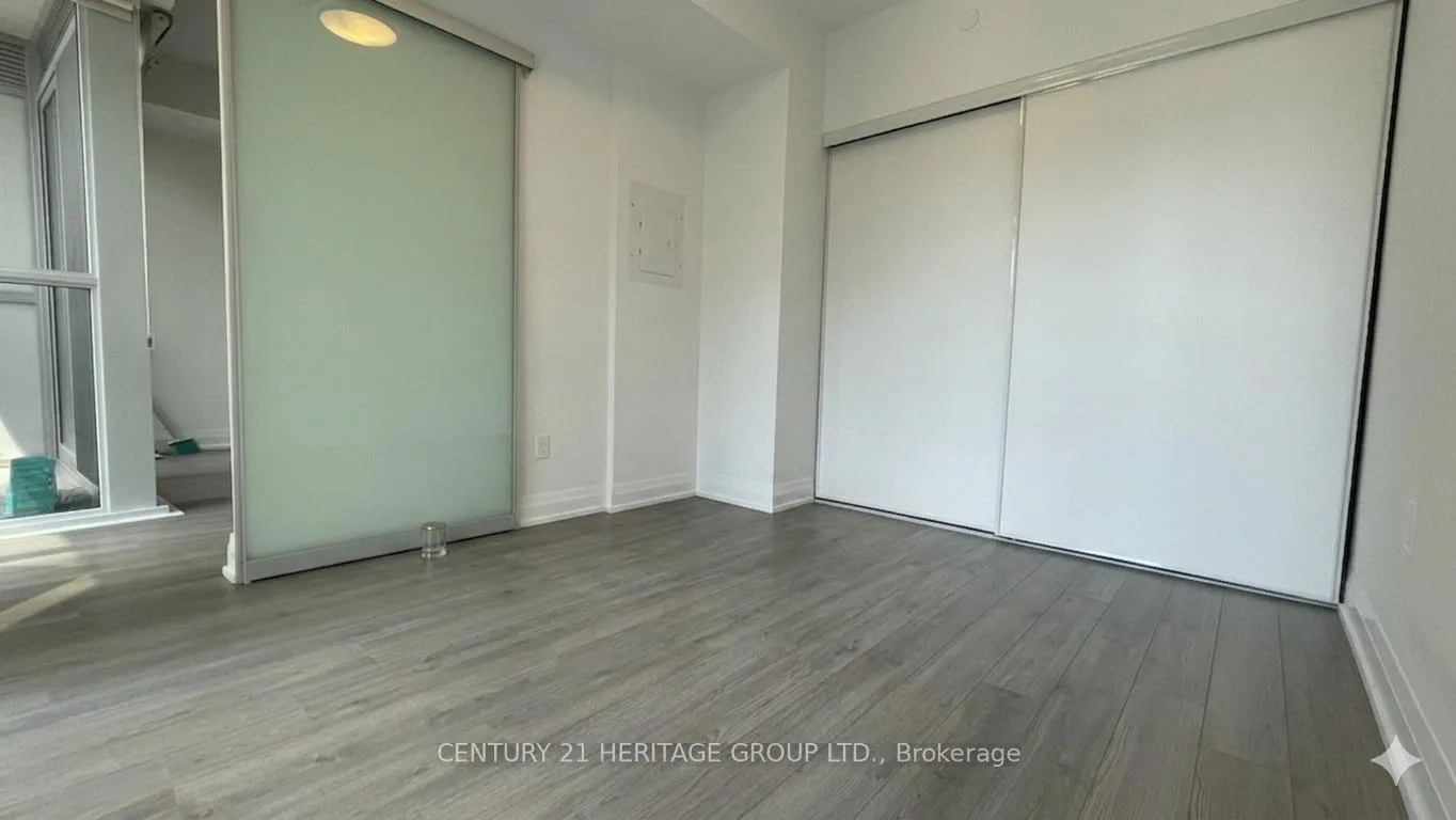 Photo 10 of Unit 1401, 77 Mutual Street, Toronto, Church-Yonge Corridor — HOMEH