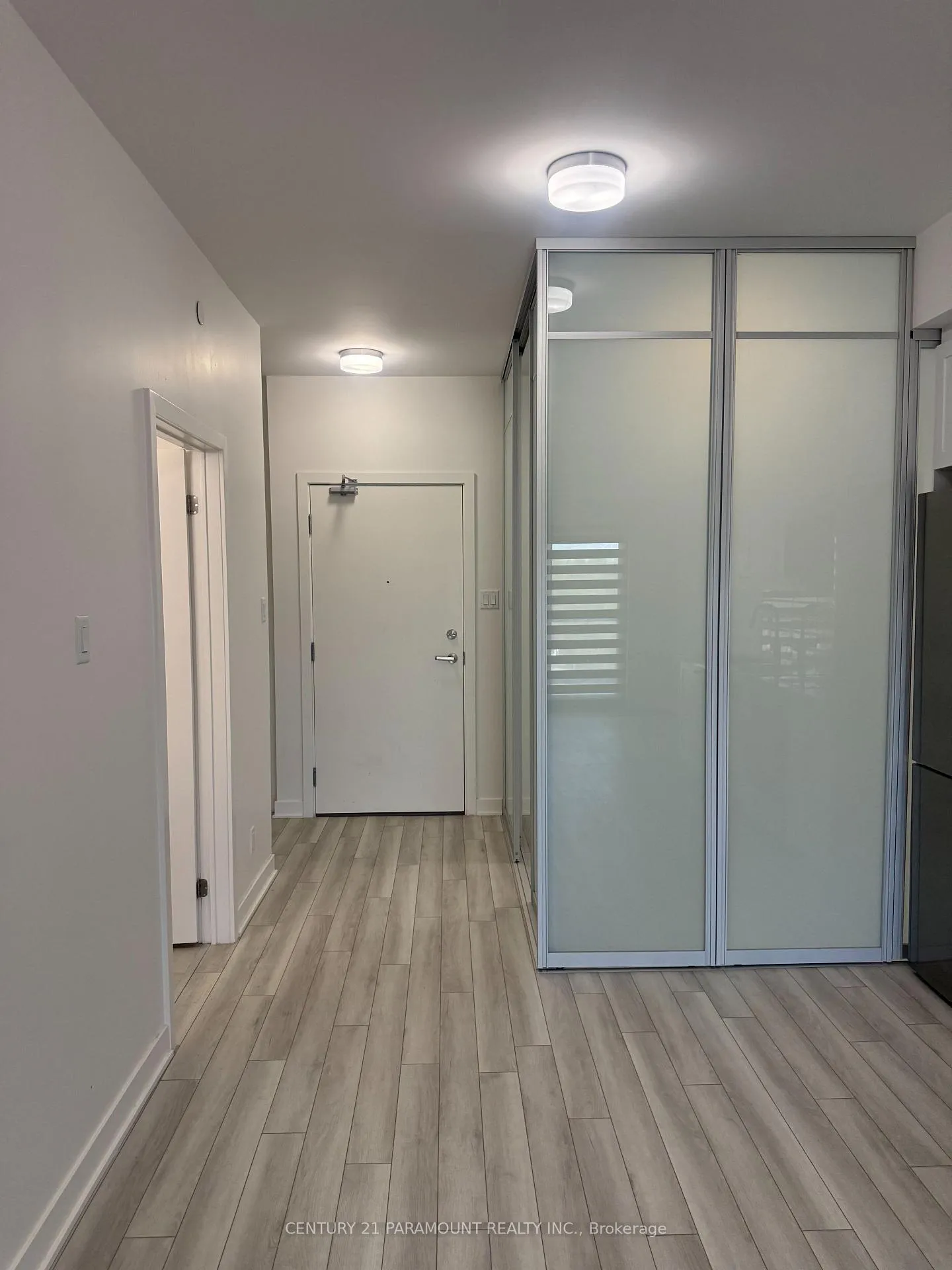 Photo 4 of Unit 406, 55 Clarington Boulevard, Clarington, Bowmanville — HOMEH