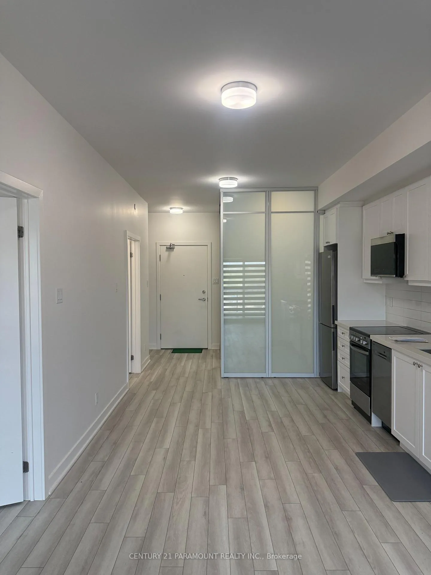 Photo 8 of Unit 406, 55 Clarington Boulevard, Clarington, Bowmanville — HOMEH