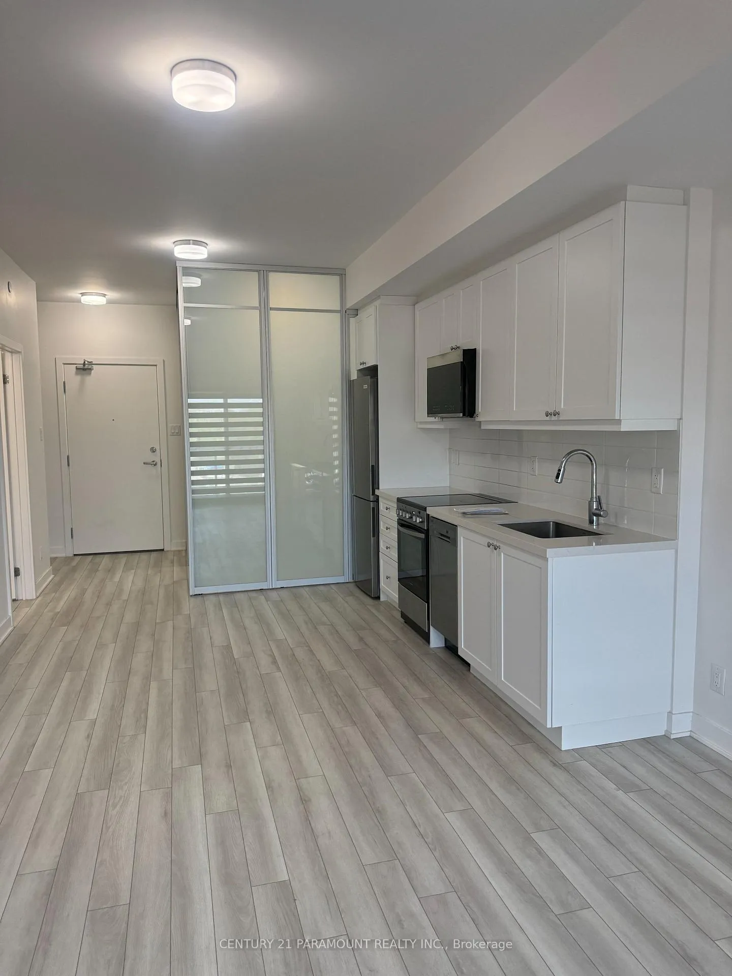 Photo 9 of Unit 406, 55 Clarington Boulevard, Clarington, Bowmanville — HOMEH