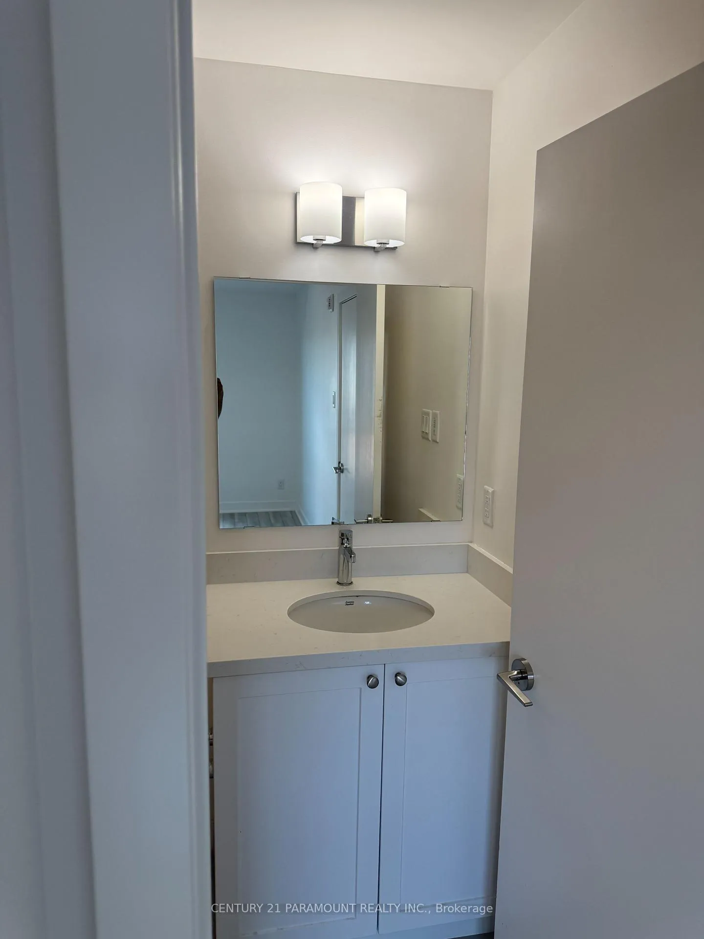 Photo 13 of Unit 406, 55 Clarington Boulevard, Clarington, Bowmanville — HOMEH