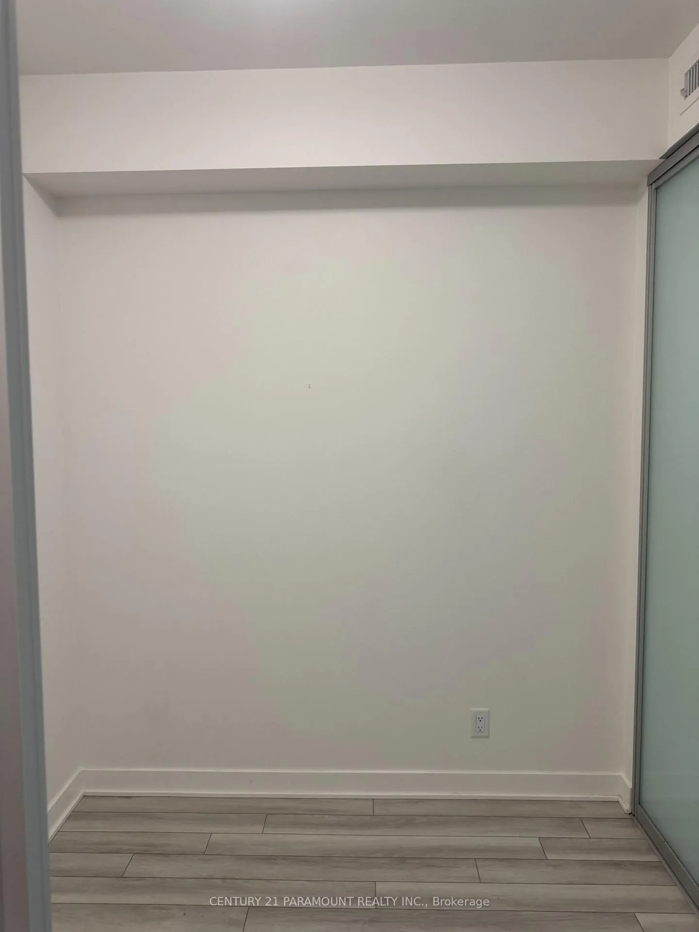 Photo 14 of Unit 406, 55 Clarington Boulevard, Clarington, Bowmanville — HOMEH