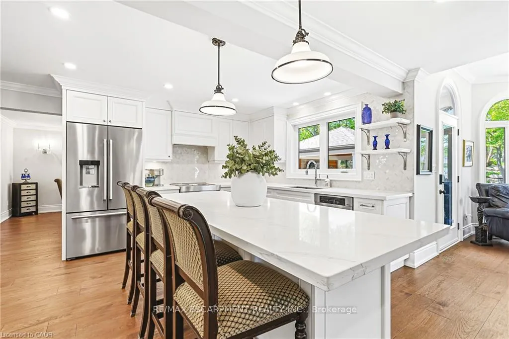 Photo 8 of 33 Golfview Crescent, Hamilton, Dundas — HOMEH