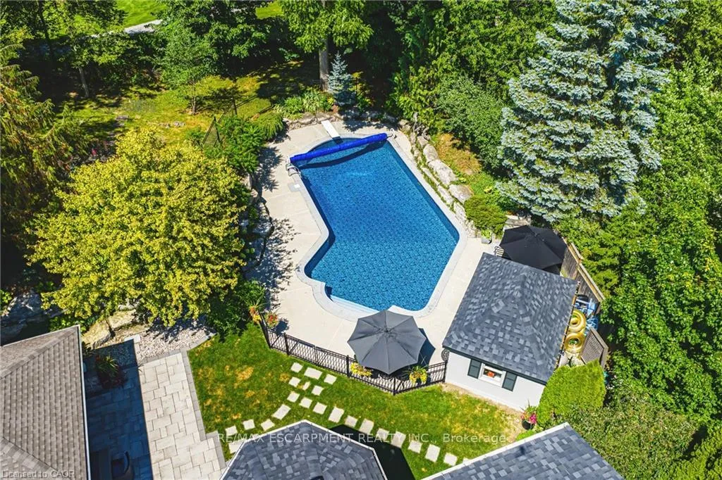 Photo 45 of 33 Golfview Crescent, Hamilton, Dundas — HOMEH